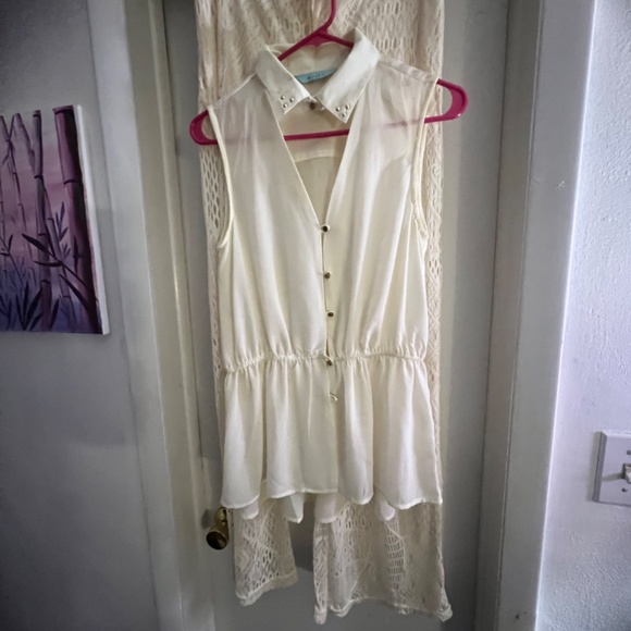 Lace pants and sheer top - Picture 4 of 6